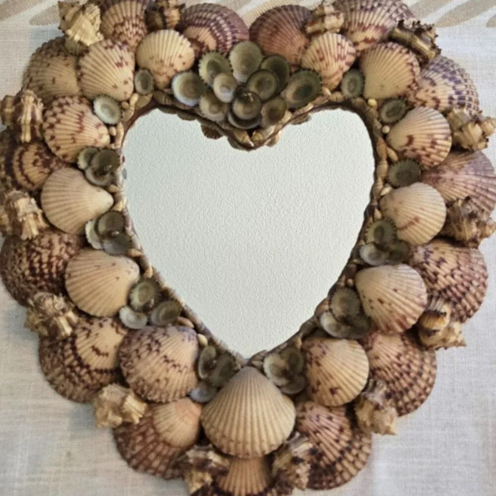 VINTAGE SHELL MIRROR as is~ (one broken piece) A+++++ condition FIRM PRICE!!*